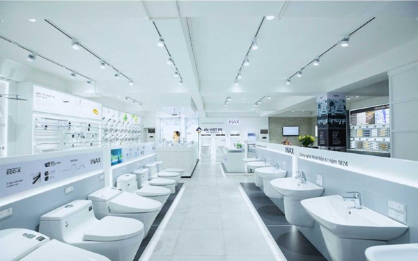 INAX và TOTO đều là những thương hiệu thiết bị vệ sinh uy tín và lâu đời của Nhật Bản