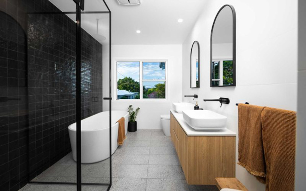 Thiết kế nhà tắm 6m2 phong cách Tân cổ điển đơn giản nhưng không kém phần thanh lịch